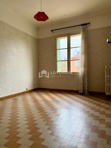 Roquemaure (30150) Roquemaure, maison T5 112,09m2 avec jardin 190 000€