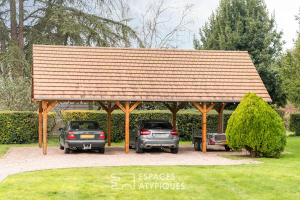 Authentique demeure avec toit cathédrale en bord de Seine