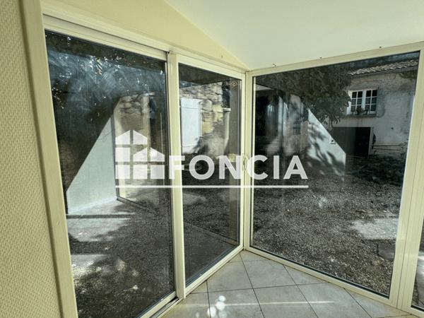 Location Maison 2 pièces 60.4 m² - TILLOUX Bourg Charente 16200