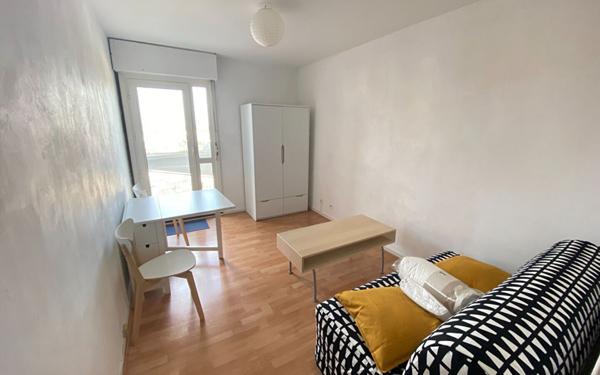 Appartement à louer    1 pièce •  Pessac