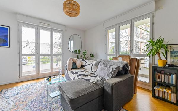 Appartement à vendre    2 pièces • 49,65 m2 Les Lilas