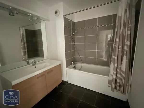 Appartement à louer 3 pièces 57.18m² Sequedin (59320)