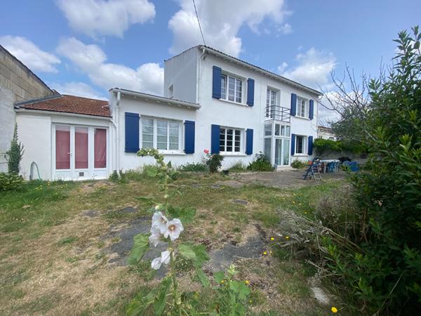 Maison familiale 3 chambres, jardin, garage, proche centre ville