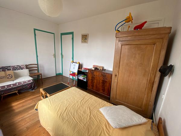 Maison familiale 3 chambres, jardin, garage, proche centre ville