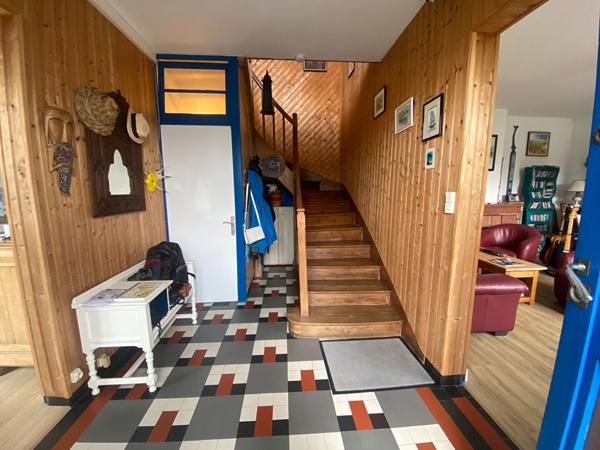 Maison familiale 3 chambres, jardin, garage, proche centre ville