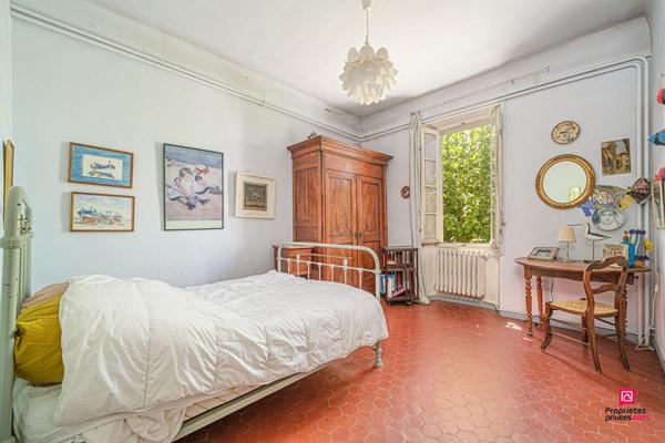 Maison 10 pièce(s) 330 m2 avec terrain 4000 m² et Piscine