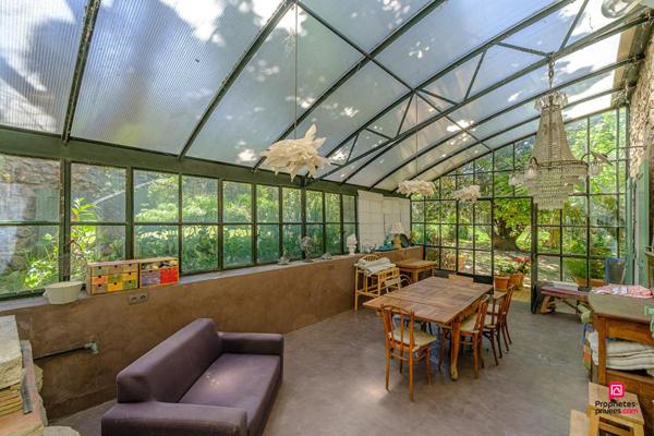 Maison 10 pièce(s) 330 m2 avec terrain 4000 m² et Piscine
