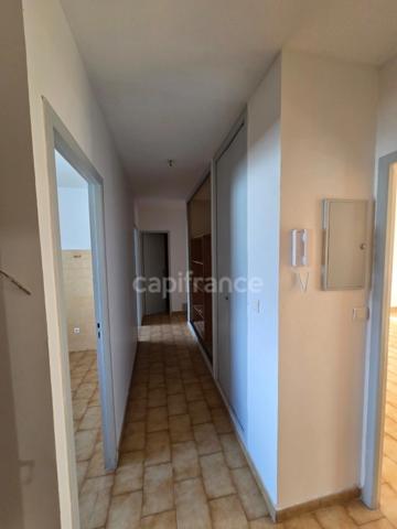APPARTEMENT T3 PROCHE TOUS COMMERCES