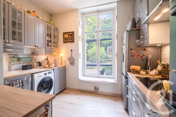 Appartement F2 à vendre  2 pièces - 73 m 2   NICE  - 06