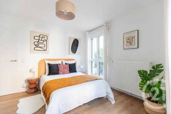 Appartement à vendre  3 pièces - 79 m 2   GIVORS  - 69