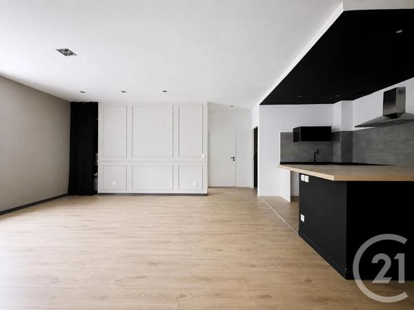 Appartement à vendre  3 pièces - 79 m 2   GIVORS  - 69
