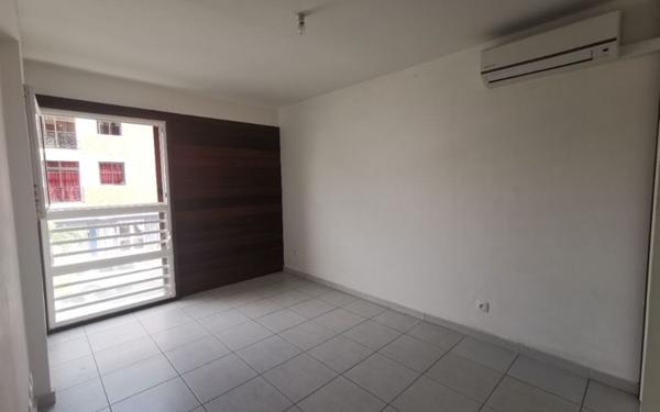 Appartement à vendre    2 pièces •  Cayenne