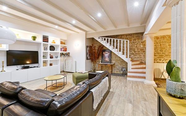 Maison à vendre    4 pièces • 148,14 m2 Bagnols-sur-Cèze