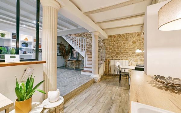 Maison à vendre    4 pièces • 148,14 m2 Bagnols-sur-Cèze