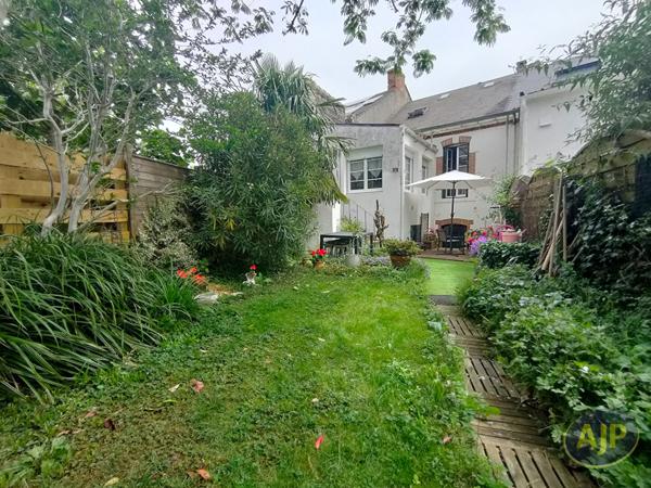 Vente maison La Roche Sur Yon : 225 000 € - AJP Immobilier La Roche-sur-Yon