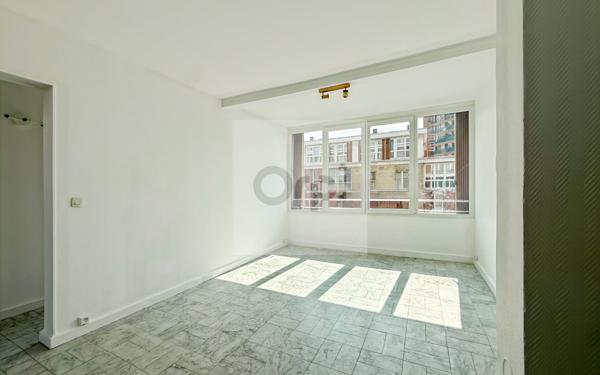 Appartement à vendre    3 pièces • 54,18 m2 Romainville