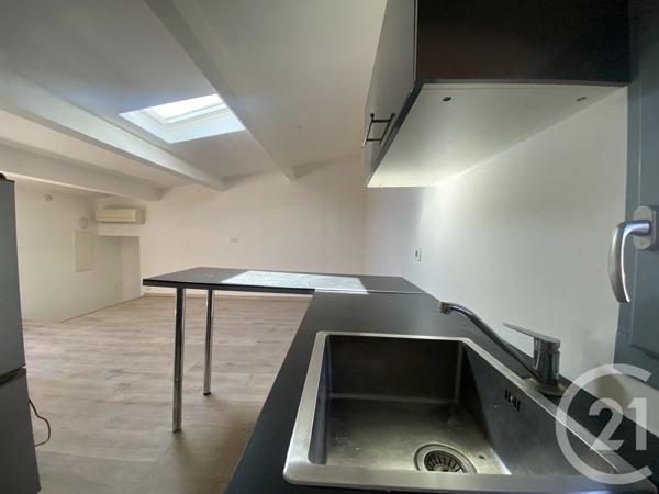 Appartement F2 Bis à vendre  4 pièces - 82,20 m 2   ST MAXIMIN LA STE BAUME  - 83
