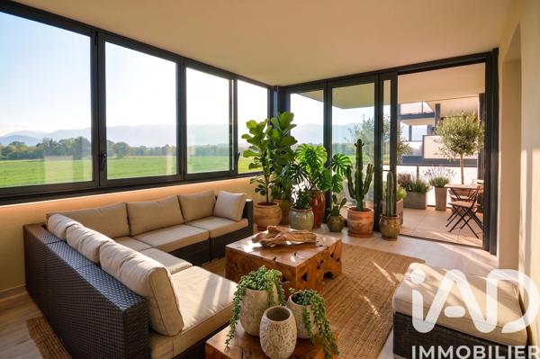 Appartement à vendre 5 pièces 84,88 m² Ferney-Voltaire