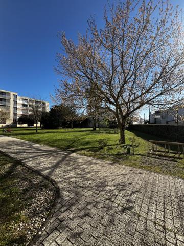 T3 rénové à neuf quartier Beauregard La Rochelle