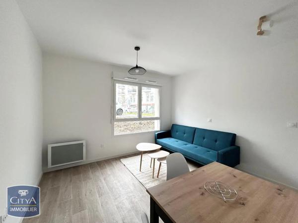 Appartement à louer 2 pièces 31.34m² Joué-lès-Tours (37300)