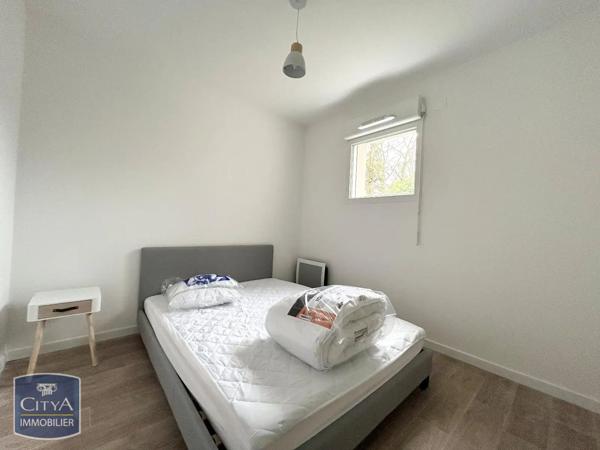 Appartement à louer 2 pièces 31.34m² Joué-lès-Tours (37300)