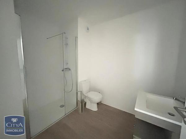 Appartement à louer 2 pièces 31.34m² Joué-lès-Tours (37300)