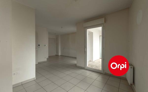 Appartement à vendre    3 pièces • 60 m2 Saint-Priest
