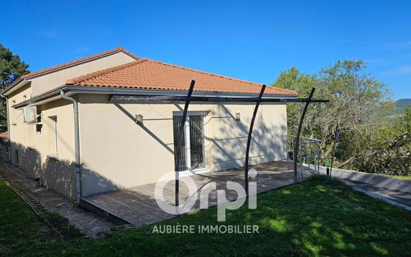 Maison à vendre    5 pièces •  Veyre-Monton