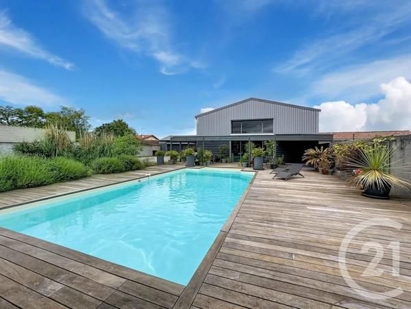 Maison à vendre  5 pièces - 235,40 m 2   VILLENEUVE DU PAREAGE  - 09