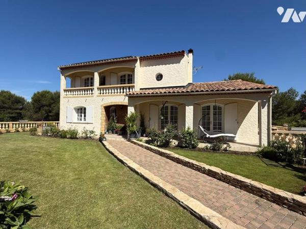 MAISON FAMILIALE DE 195 m² AVEC T2 INDÉPENDANT – ENVIRONNEMENT EXCEPTIONNEL