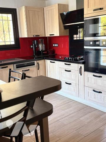 MAISON FAMILIALE DE 195 m² AVEC T2 INDÉPENDANT – ENVIRONNEMENT EXCEPTIONNEL
