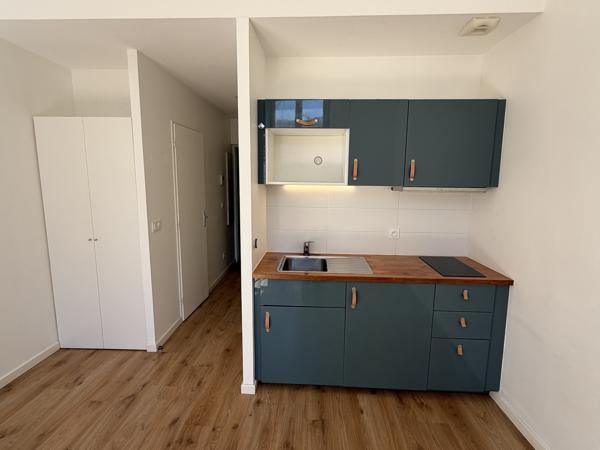 Studio rénové de 23 m² - BORDEAUX Saint Michel