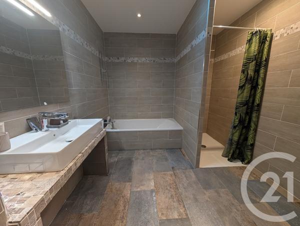 Maison à vendre  4 pièces - 90,70 m2 TALMONT ST HILAIRE - 85