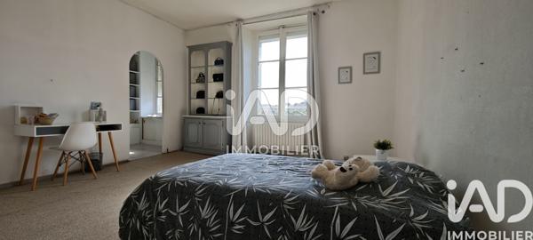 Maison à vendre 11 pièces 299 m² Fontenay-le-Comte