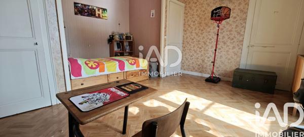 Maison à vendre 11 pièces 299 m² Fontenay-le-Comte