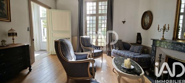 Maison à vendre 11 pièces 299 m² Fontenay-le-Comte
