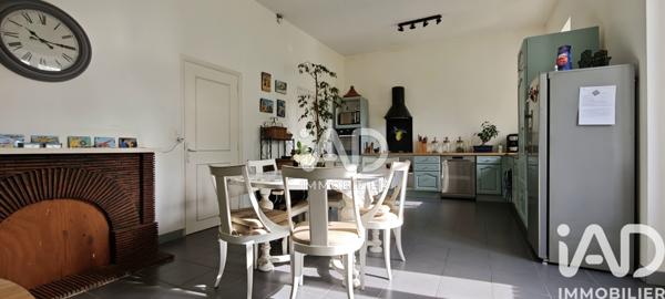 Maison à vendre 11 pièces 299 m² Fontenay-le-Comte