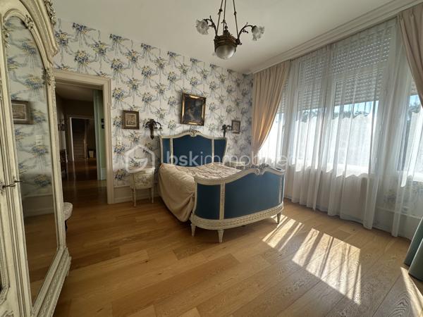 Maison de maitre de 360 m²