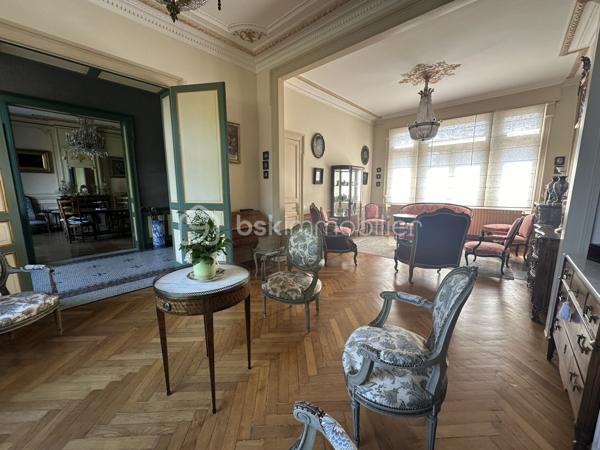 Maison de maitre de 360 m²