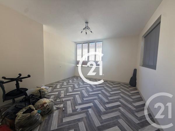 Maison à vendre  4 pièces - 155,50 m2 JARNAC - 16