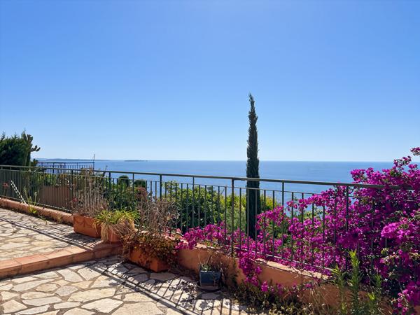 Vue mer panoramique Appartement 5 pièces 131.25 piscine