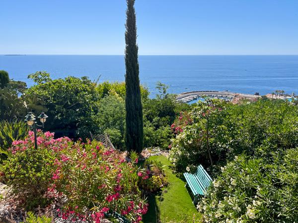 Vue mer panoramique Appartement 5 pièces 131.25 piscine