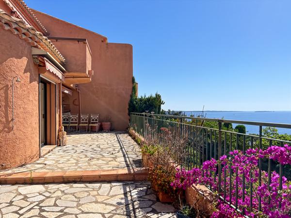 Vue mer panoramique Appartement 5 pièces 131.25 piscine