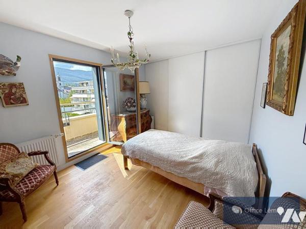 APPARTEMENT À VENDRE DIVONNE LES BAINS