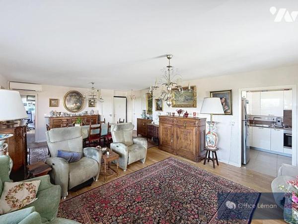 APPARTEMENT À VENDRE DIVONNE LES BAINS