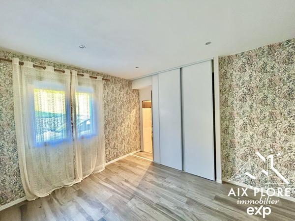 MAISON T5 TRAVERSANTE – 120 m² HABITABLES – PARCELLE 1650 m² AVEC PISCINE  et dépendance