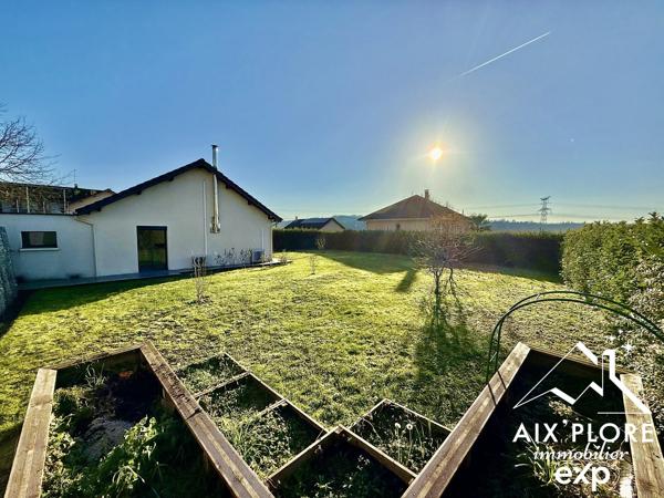 MAISON T5 TRAVERSANTE – 120 m² HABITABLES – PARCELLE 1650 m² AVEC PISCINE  et dépendance