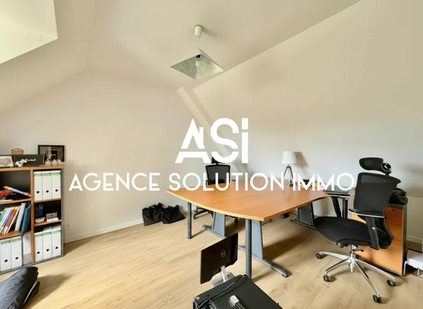 Maison 10 pièce(s) 193m² sur terrain de plus de 1300m² sur Ernee
