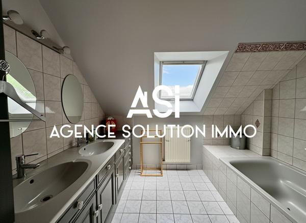 Maison 10 pièce(s) 193m² sur terrain de plus de 1300m² sur Ernee