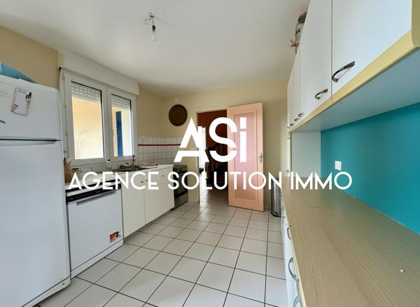 Maison 10 pièce(s) 193m² sur terrain de plus de 1300m² sur Ernee